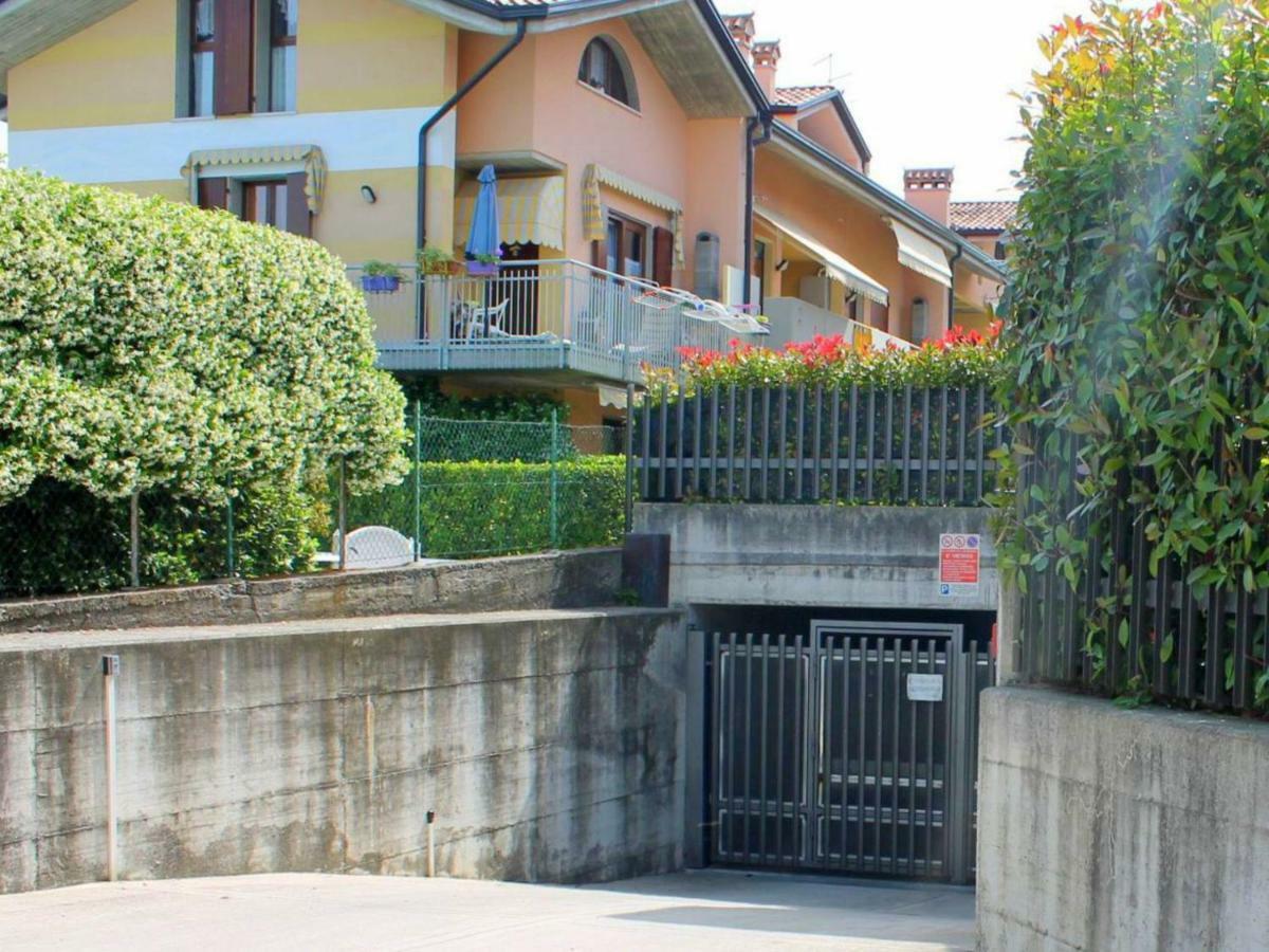 Small Residence Of Only 18 Apartments With Swimming Pool Lazise Zewnętrze zdjęcie
