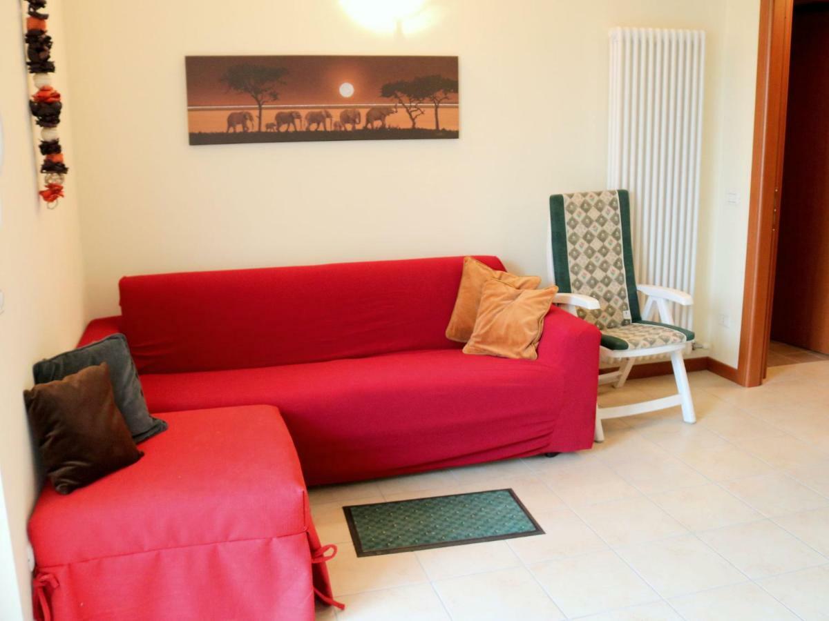 Small Residence Of Only 18 Apartments With Swimming Pool Lazise Zewnętrze zdjęcie